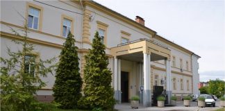 Na Ptuj premestili 40 okuženih